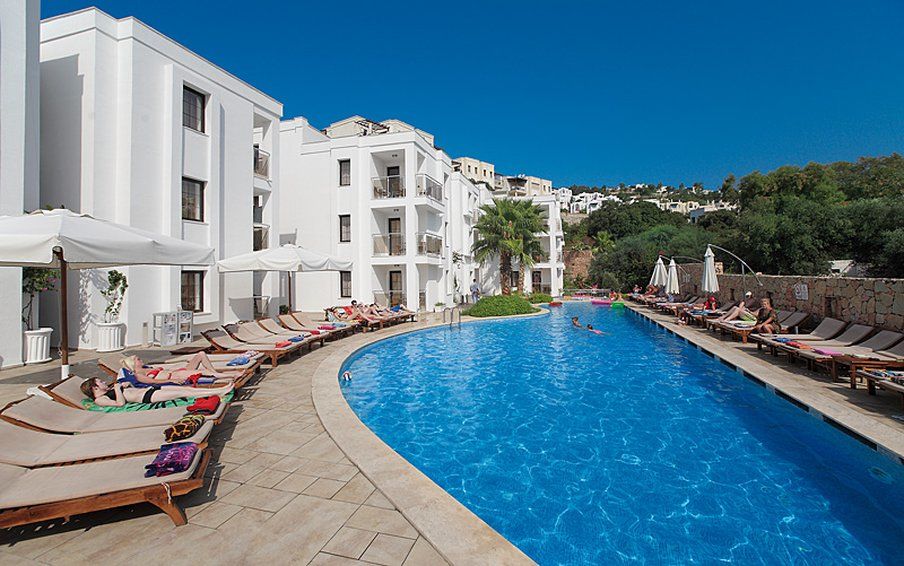 Costa Queen Suites Gumbet Exterior photo