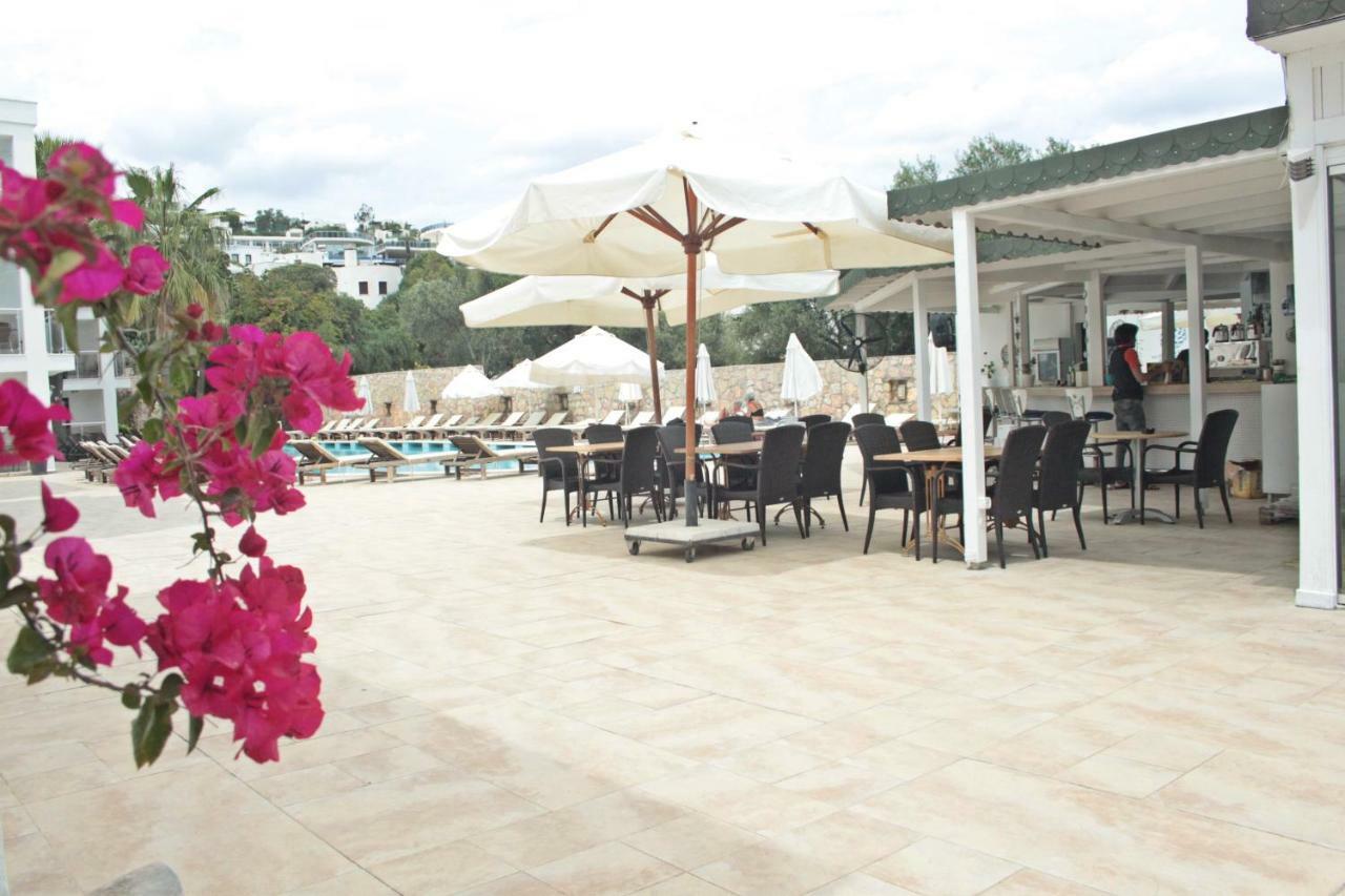 Costa Queen Suites Gumbet Exterior photo