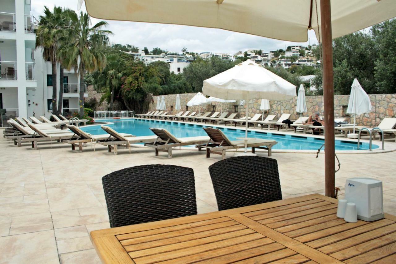 Costa Queen Suites Gumbet Exterior photo